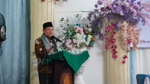 Direktur KSKK Madrasah Sampaikan Pesan Inspiratif di Pelepasan Peserta Didik Kelas XII dan Pengukuhan Alumni Angkatan XV MAN Insan Cendekia Jambi