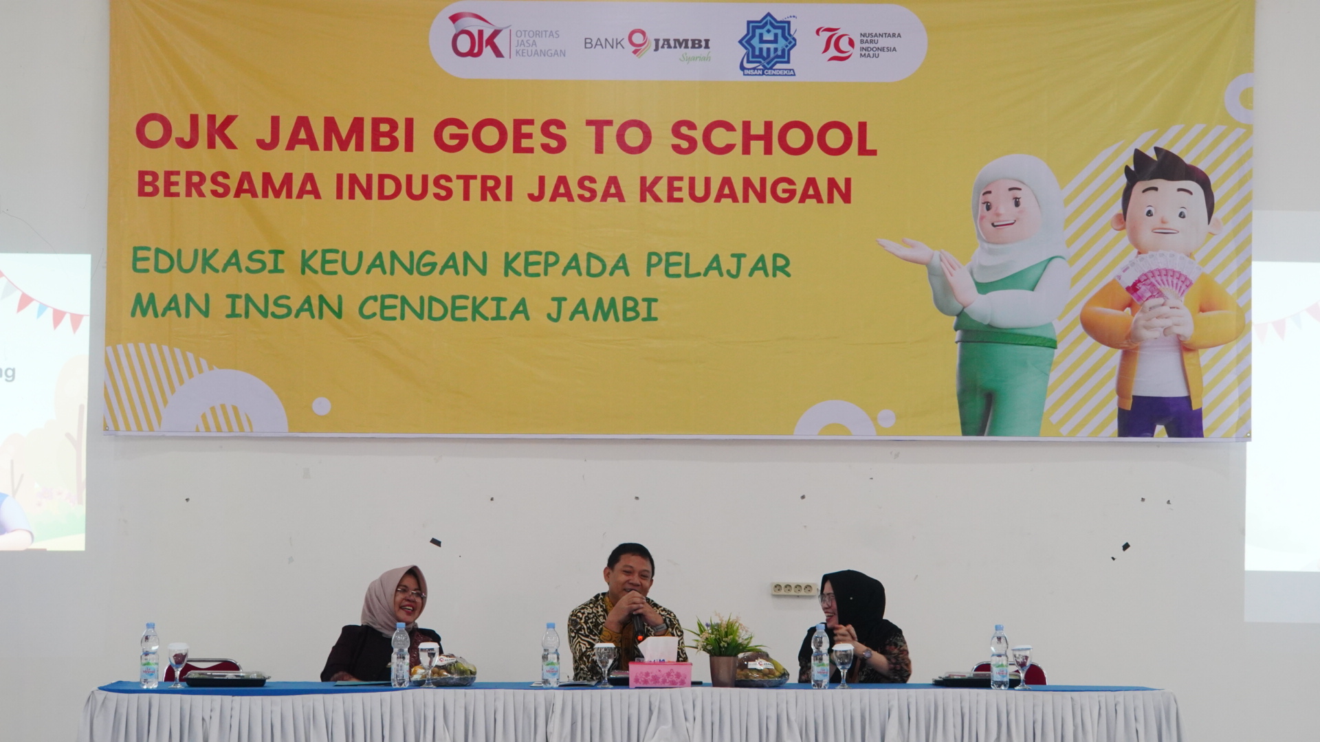 Kepala OJK Jambi Ajak Siswa MAN IC Melek Literasi dan Inklusi Keuangan dalam OJK Jambi Goes to School