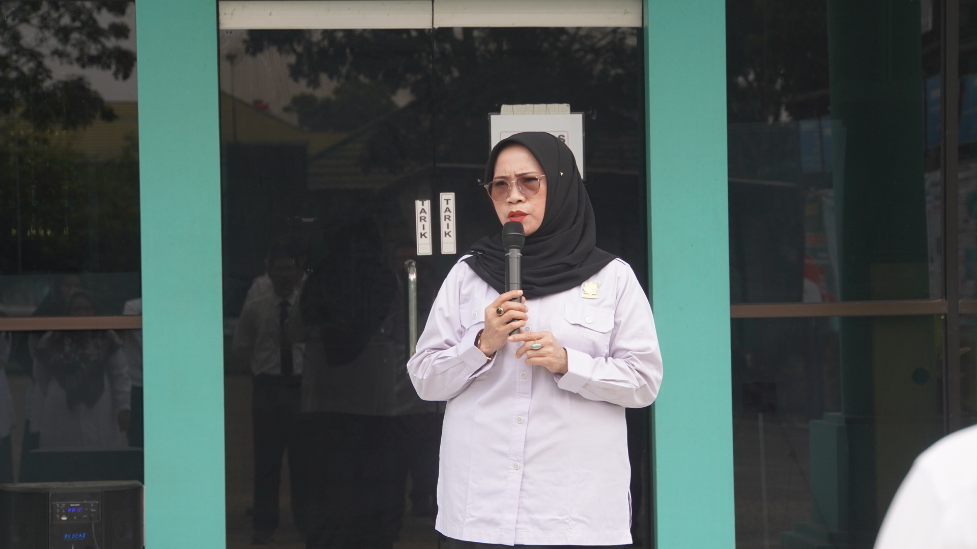 Amanat Apel Pagi, Kepala MAN IC Jambi Ajak Warga Madrasah Fokus dan Ikhlas dalam Mengemban Tugas