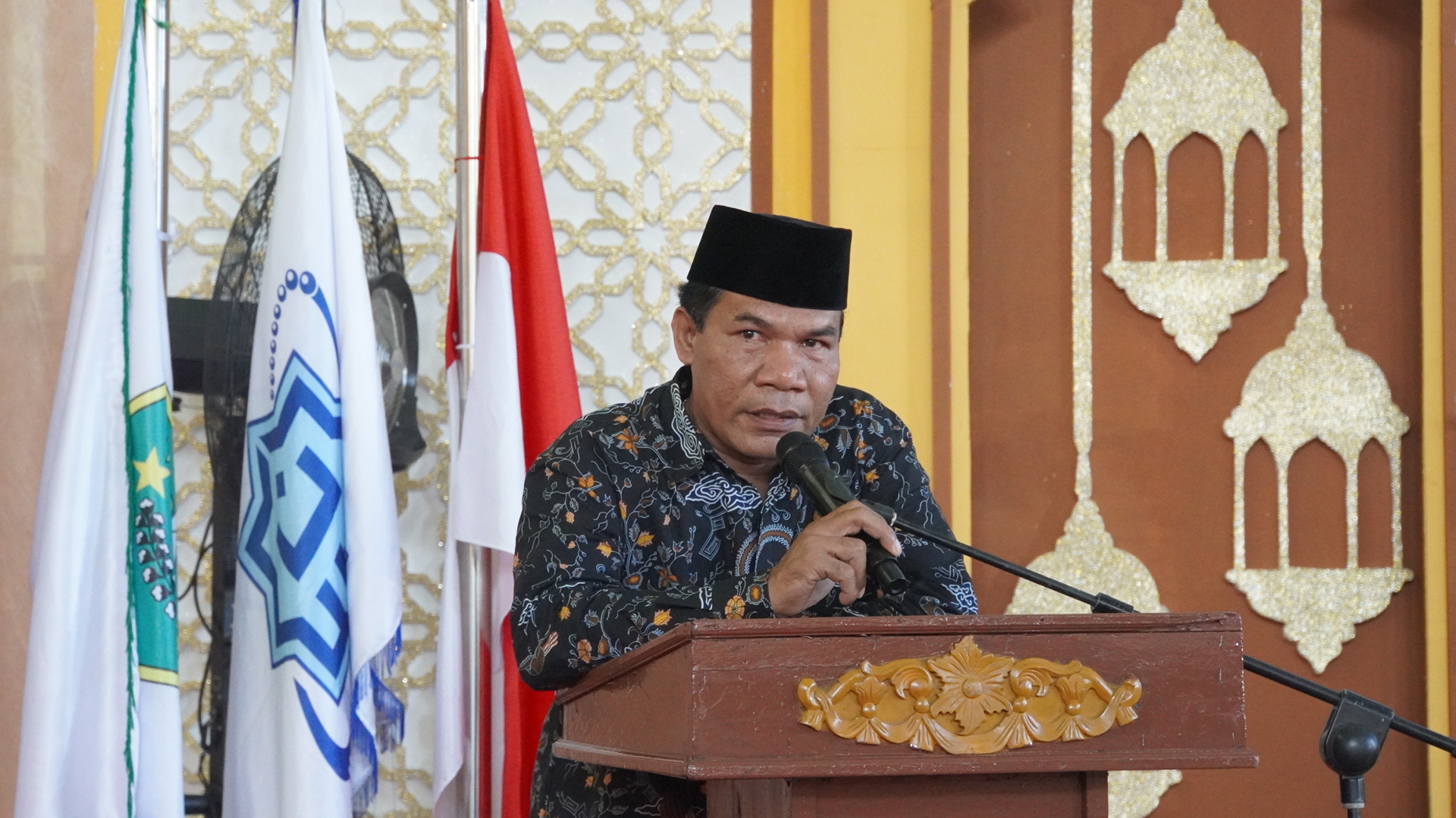 Selamat Jalan Anak-Anak Hebat, Jangan Lupakan Jasa Guru—Pesan Komite di Acara Perpisahan