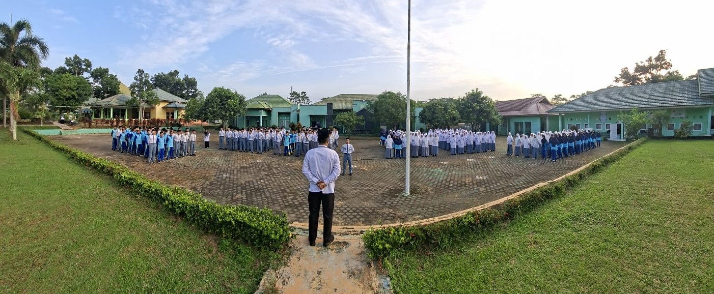 Apel Pagi Teguhkan Disiplin dan Spirit Ibadah Siswa MAN IC Jambi