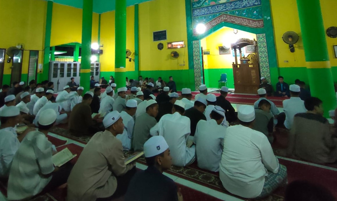 Menguatkan Iman Lewat Tadarus Rutin, MAN IC Jambi Dorong Khatam Al-Qur'an Tahunan