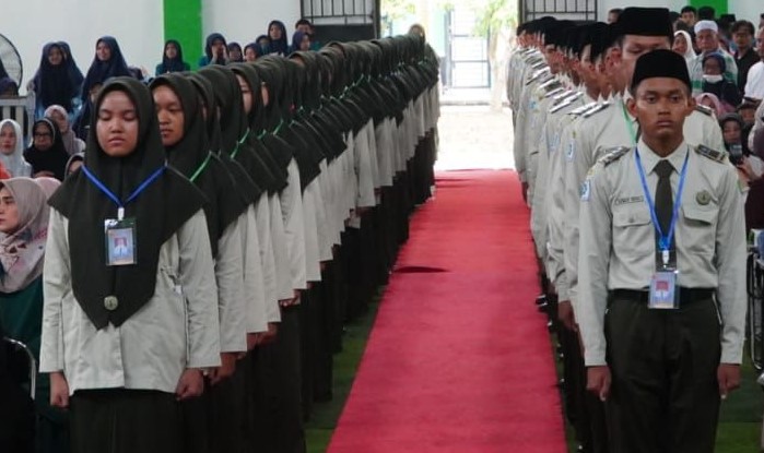 Pengukuhan Siswa Baru MAN IC Jambi Bukti Dedikasi Kemenag RI dalam Pendidikan