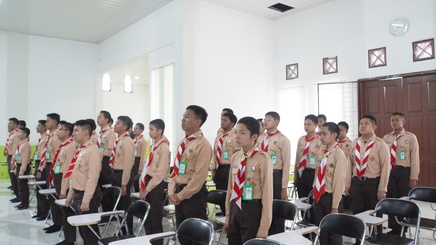 Semangat Membara, Siswa Sambut Dirjen Pendis Kemenag RI dengan Penuh Antusias