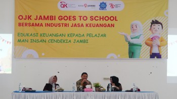 Kepala OJK Jambi Ajak Siswa MAN IC Melek Literasi dan Inklusi Keuangan dalam OJK Jambi Goes to School