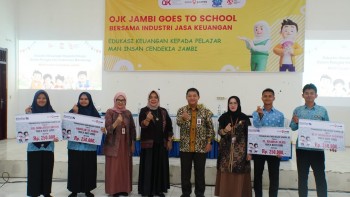 Bank 9 Jambi Hadiahkan Tabungan untuk Siswa MAN IC Jambi