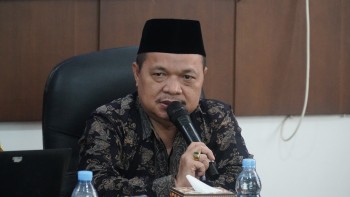 Kasi Penmad Kemenag Kab Muaro Jambi  Tutup PKKM MAN IC Jambi 2025, “Jadilah Lecutan dan Teladan bagi Madrasah Lain”