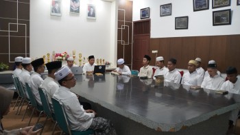Malam Kedua, Keluarga Besar MAN IC Jambi Kembali Gelar Zikir dan Doa Bersama untuk OMI ICJ 2026