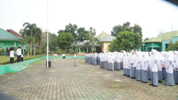Menjaga Api Istiqamah, Potret Kembalinya Rutinitas Kebaikan  Murid MAN IC Jambi Pasca Lebaran