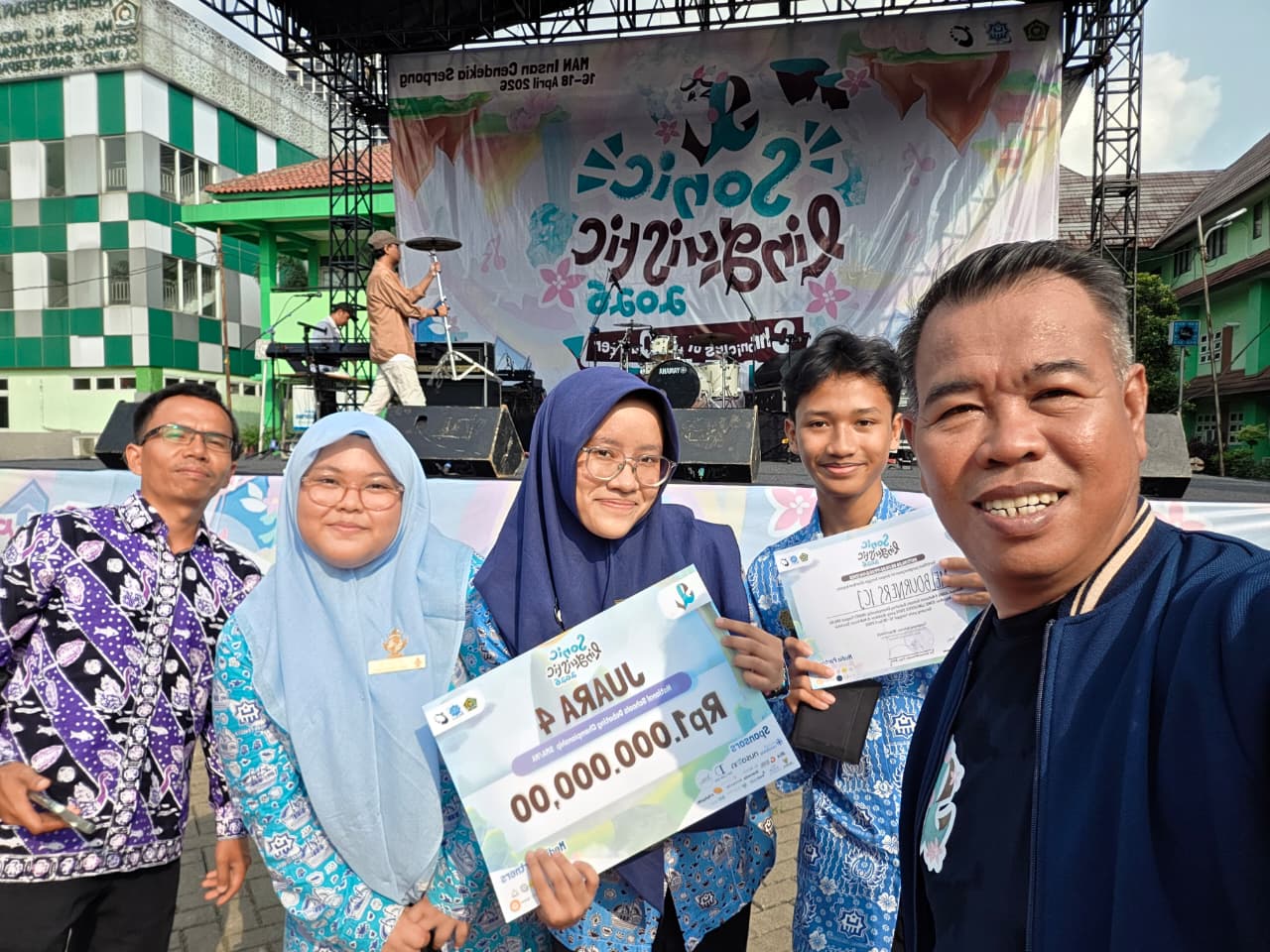 Tim Debat MAN IC Jambi Tembus Nasional,  Raih Juara Harapan 1 di Ajang NSDC 2026